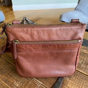 🌼 100% Leather Margot purse